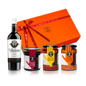 Geschenkbox von Razvan Idicel mit drei Aufstrichen und einem Rotwein